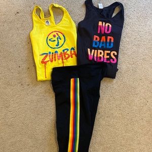 2 tanks and leggings